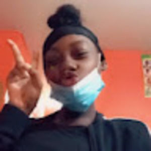 Meet your Posher, Janay